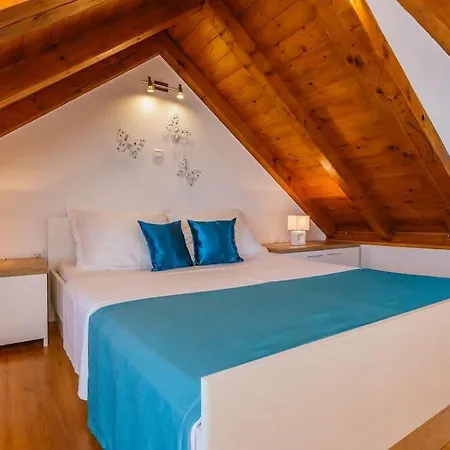 Seaside Luxury With A Swimming Pool Supetar, Brac - 12371 *