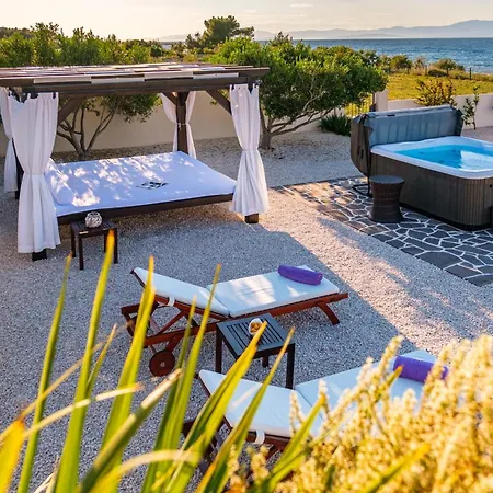 别墅 Seaside Luxury With A Swimming Pool Supetar, Brac - 12371 *